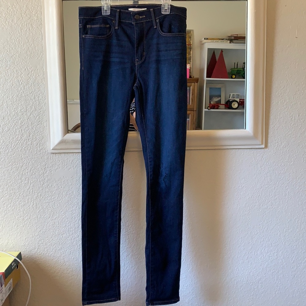 Levi’s Slimming skinny size 31 dark blue